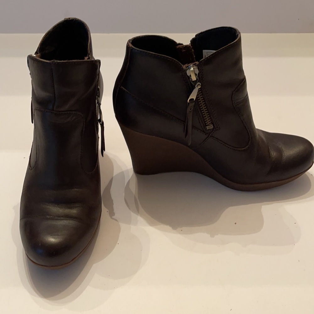 Booties - Picture 3 of 8